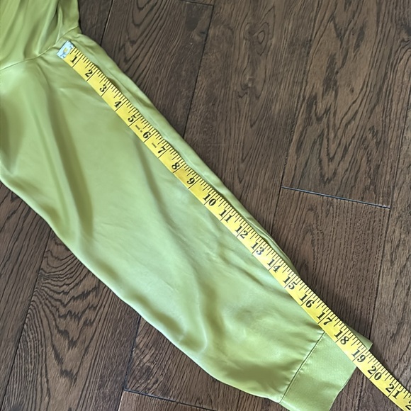 By Anthropologie Smocked Satin Blouse V neckline peplum 100% viscose size Small - Picture 4 of 13